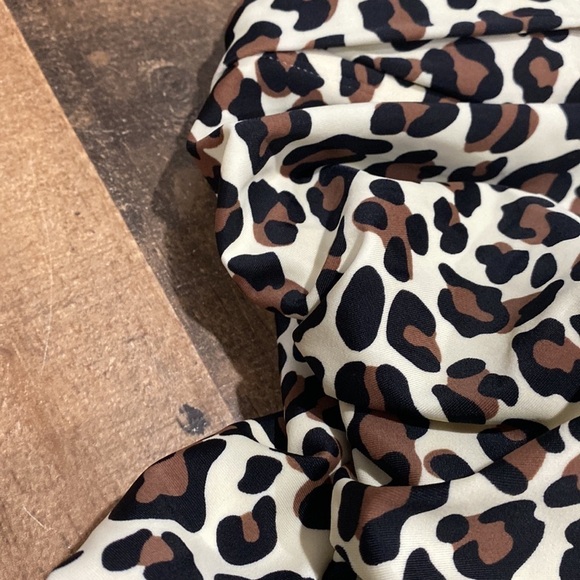 Kona Sol swimsuit leopard NWOT‎ small ruched waist - Picture 7 of 7